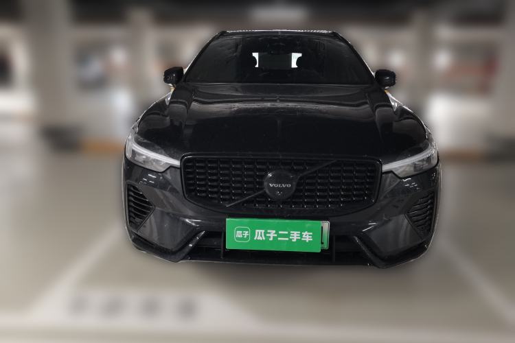 Used Volvo XC60 New Energy 2025 Plug-in Hybrid Long-Range All-Wheel Drive Zhiyuan Extreme Night Black Edition Front