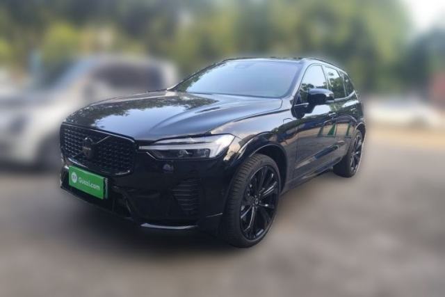 Używany Volvo XC60 New Energy 2025 Plug-in Hybrid Long-Range All-Wheel Drive Zhiyuan Extreme Night Black Edition