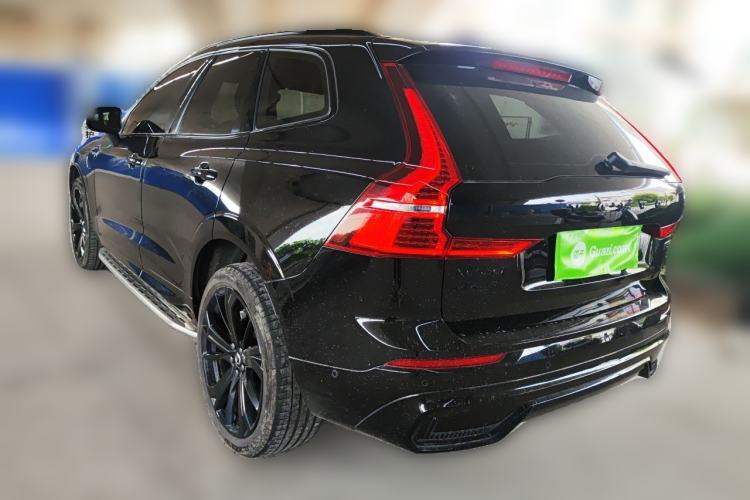 Used Volvo XC60 New Energy 2025 Plug-in Hybrid Long-Range All-Wheel Drive Zhiyuan Extreme Night Black Edition Rear Left 45 Deg