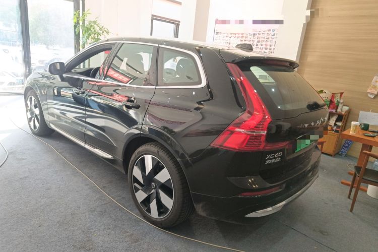 Used Volvo XC60 New Energy 2025 Plug-in Hybrid Long-Range All-Wheel Drive Smart Luxury Edition Rear Left 45 Deg