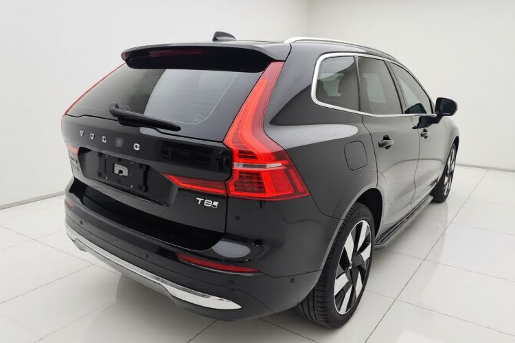 Used Volvo XC60 New Energy 2025 Plug-in Hybrid Long-Range All-Wheel Drive Smart & Luxurious Edition Rear Right 45 Deg