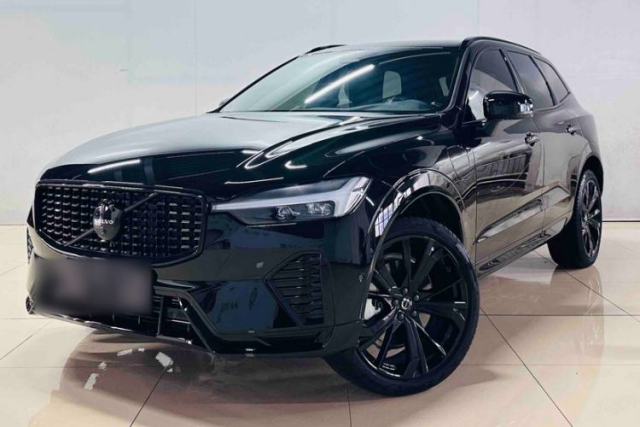 Used Volvo XC60 New Energy 2025 Plug-in Hybrid Long-Range All-Wheel Drive Zhiyuan Extreme Night Black Edition