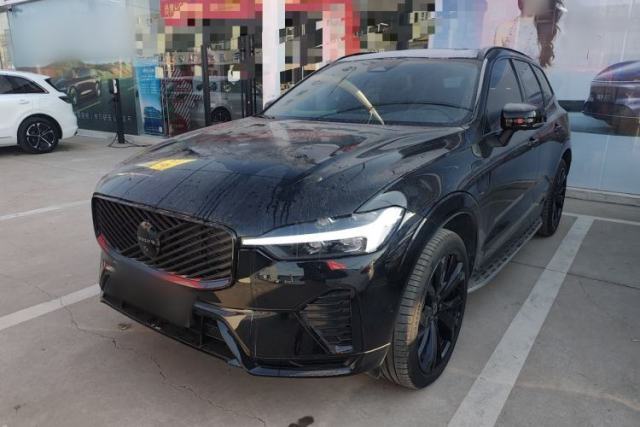 Used Volvo XC60 New Energy 2025 Plug-in Hybrid Long-Range All-Wheel Drive Zhiyuan Extreme Night Black Edition
