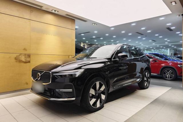 Ojetý Volvo XC60 New Energy 2025 Plug-in Hybrid Long-Range All-Wheel Drive Smart Luxury Edition