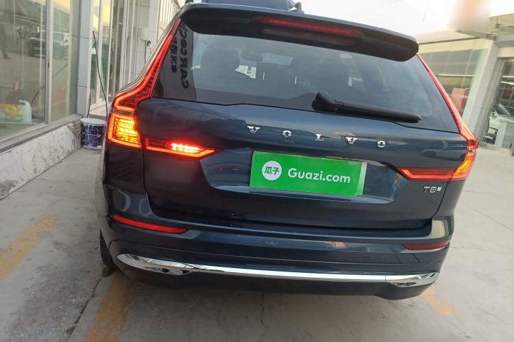 Used Volvo XC60 New Energy 2025 Plug-in Hybrid Long-Range All-Wheel Drive Smart Luxury Edition Exterior 4