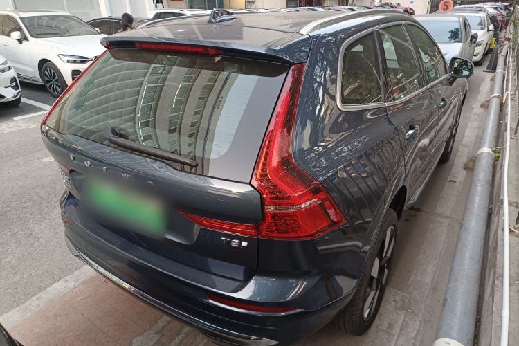 Used Volvo XC60 New Energy 2025 Plug-in Hybrid Long-Range All-Wheel Drive Smart Luxury Edition Exterior 5
