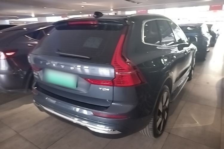 Used Volvo XC60 New Energy 2025 Plug-in Hybrid Long-Range All-Wheel Drive Smart & Luxurious Edition Rear Right 45 Deg