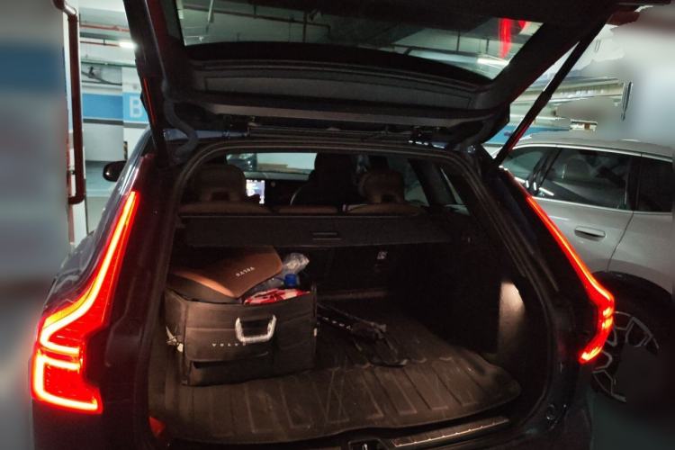 Used Volvo XC60 New Energy 2025 Plug-in Hybrid Long-Range All-Wheel Drive Smart & Luxurious Edition Trunk