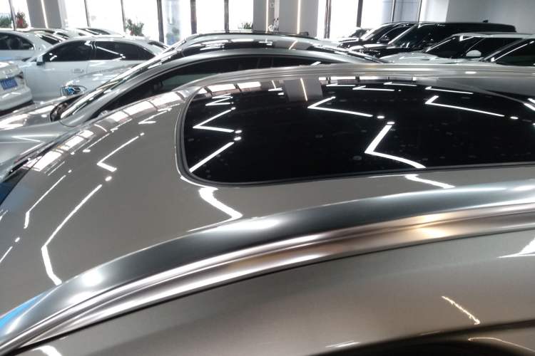 Used Volvo XC60 New Energy 2025 Plug-in Hybrid Long-Range All-Wheel Drive Smart & Luxurious Edition Roof