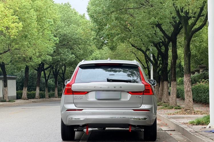 Used Volvo XC60 New Energy 2025 Plug-in Hybrid Long-Range All-Wheel Drive Smart & Luxurious Edition Exterior 2