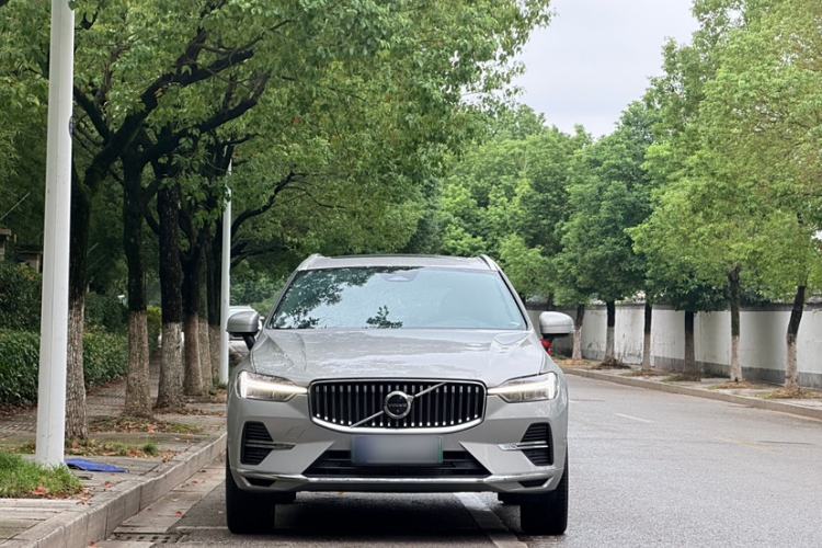 Used Volvo XC60 New Energy 2025 Plug-in Hybrid Long-Range All-Wheel Drive Smart & Luxurious Edition Exterior 5