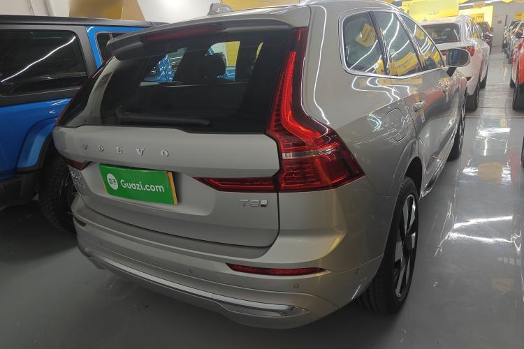 Used Volvo XC60 New Energy 2025 Plug-in Hybrid Long-Range All-Wheel Drive Smart & Luxurious Edition Exterior 4