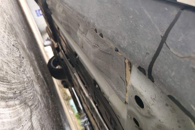 Used Volvo XC60 New Energy 2025 Plug-in Hybrid Long-Range All-Wheel Drive Smart Luxury Edition Chassis Front Right