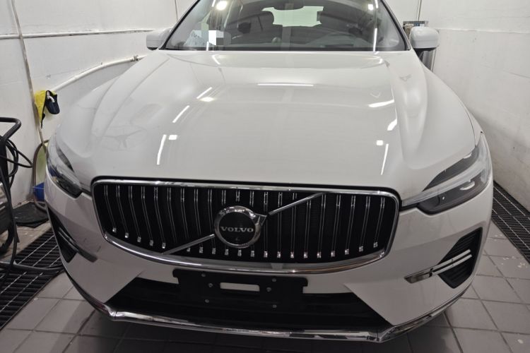 Used Volvo XC60 New Energy 2025 Plug-in Hybrid Long-Range All-Wheel Drive Smart Luxury Edition Exterior 1