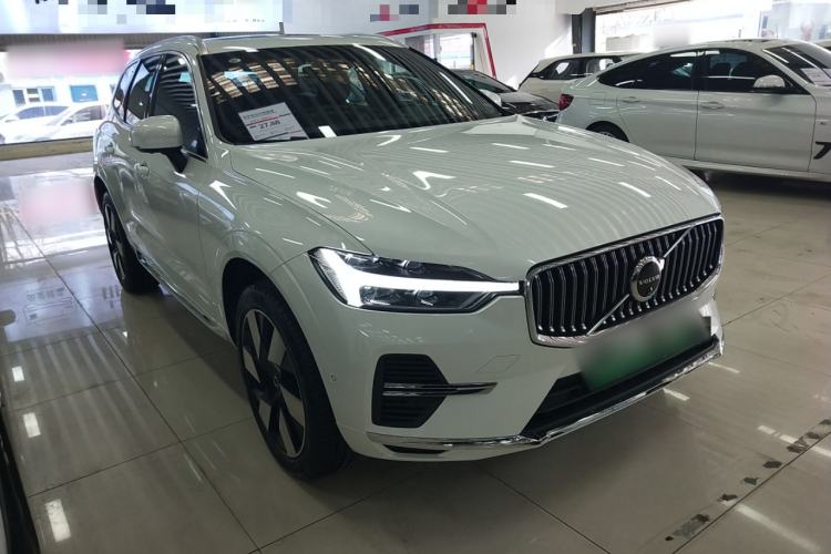 Used Volvo XC60 New Energy 2025 Plug-in Hybrid Long-Range All-Wheel Drive Smart Luxury Edition Exterior 2