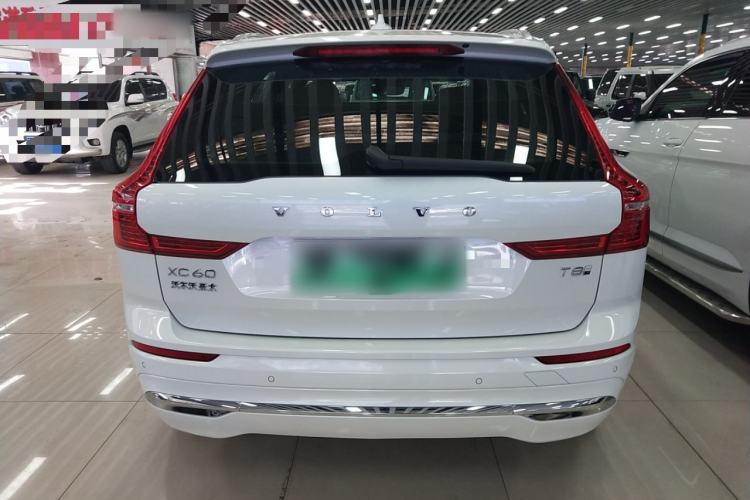Used Volvo XC60 New Energy 2025 Plug-in Hybrid Long-Range All-Wheel Drive Smart Luxury Edition Exterior 4