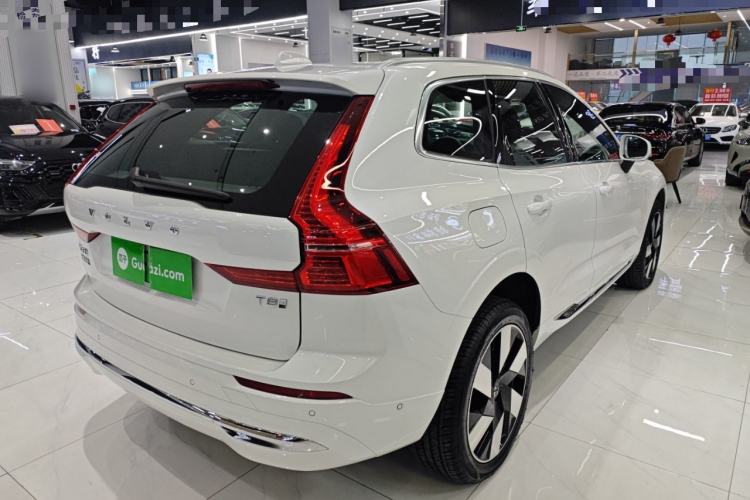 Used Volvo XC60 New Energy 2025 Plug-in Hybrid Long-Range All-Wheel Drive Smart Luxury Edition Exterior 5
