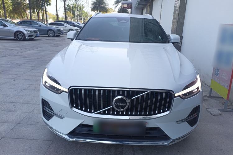 Used Volvo XC60 New Energy 2025 Plug-in Hybrid Long-Range All-Wheel Drive Smart Luxury Edition Front
