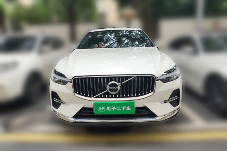 Used Volvo XC60 New Energy 2025 Plug-in Hybrid Long-Range All-Wheel Drive Smart & Luxurious Edition Front