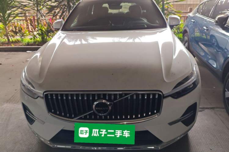 Used Volvo XC60 New Energy 2025 Plug-in Hybrid Long-Range All-Wheel Drive Smart Luxury Edition Front