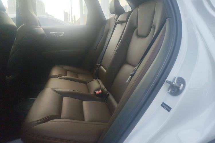 Used Volvo XC60 New Energy 2025 Plug-in Hybrid Long-Range All-Wheel Drive Smart Luxury Edition Interior 1