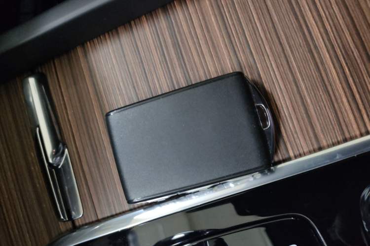 Used Volvo XC60 New Energy 2025 Plug-in Hybrid Long-Range All-Wheel Drive Smart & Luxurious Edition Interior 1