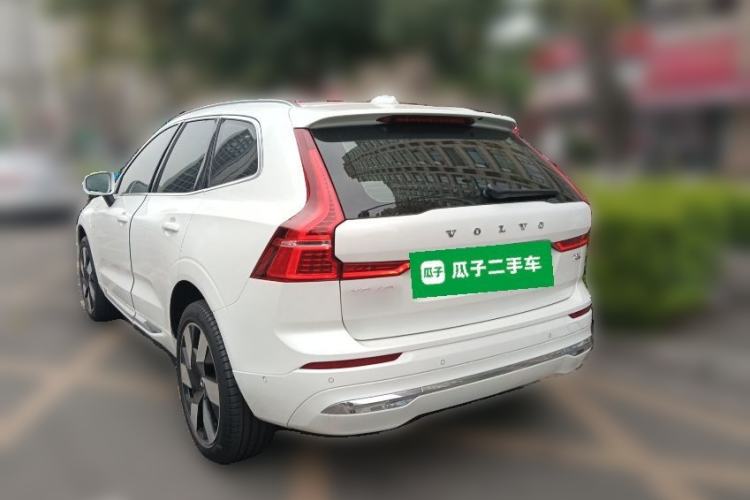 Used Volvo XC60 New Energy 2025 Plug-in Hybrid Long-Range All-Wheel Drive Smart & Luxurious Edition Rear Left 45 Deg