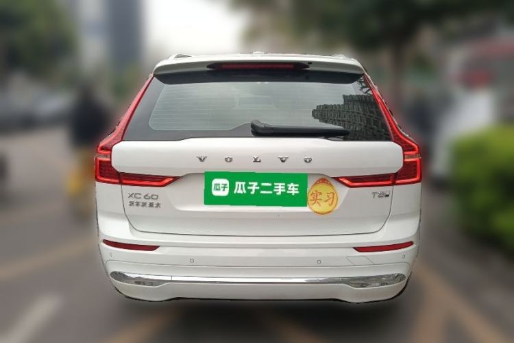 Used Volvo XC60 New Energy 2025 Plug-in Hybrid Long-Range All-Wheel Drive Smart & Luxurious Edition Rear
