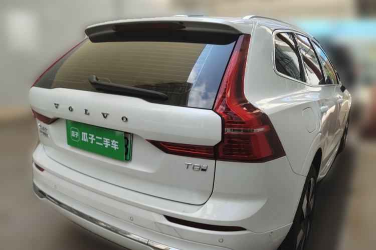 Used Volvo XC60 New Energy 2025 Plug-in Hybrid Long-Range All-Wheel Drive Smart Luxury Edition Rear Right 45 Deg