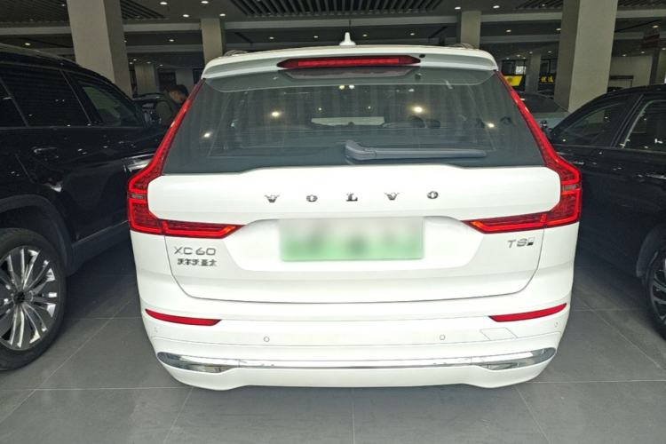 Used Volvo XC60 New Energy 2025 Plug-in Hybrid Long-Range All-Wheel Drive Smart Luxury Edition Rear