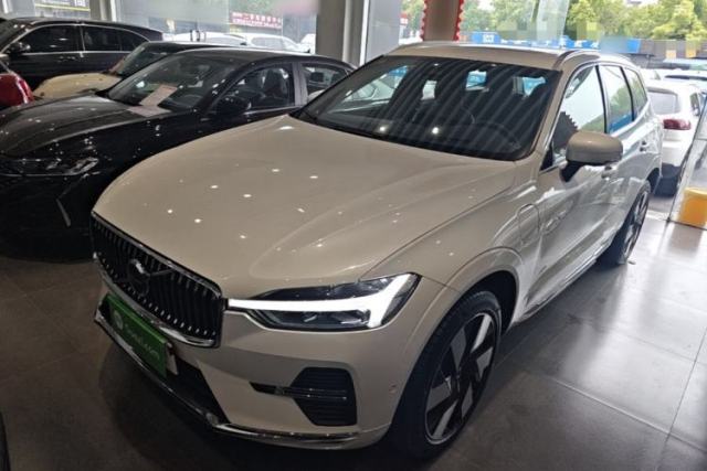 Used Volvo XC60 New Energy 2025 Plug-in Hybrid Long-Range All-Wheel Drive Smart Luxury Edition
