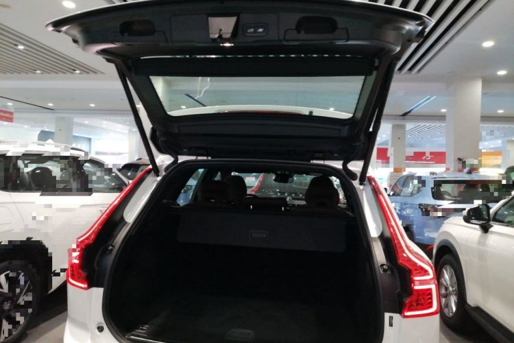 Used Volvo XC60 New Energy 2025 Plug-in Hybrid Long-Range All-Wheel Drive Smart Luxury Edition Trunk