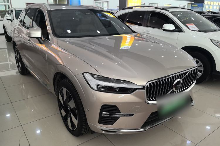 Used Volvo XC60 New Energy 2025 Plug-in Hybrid Long-Range All-Wheel Drive Smart & Luxurious Edition Exterior 2