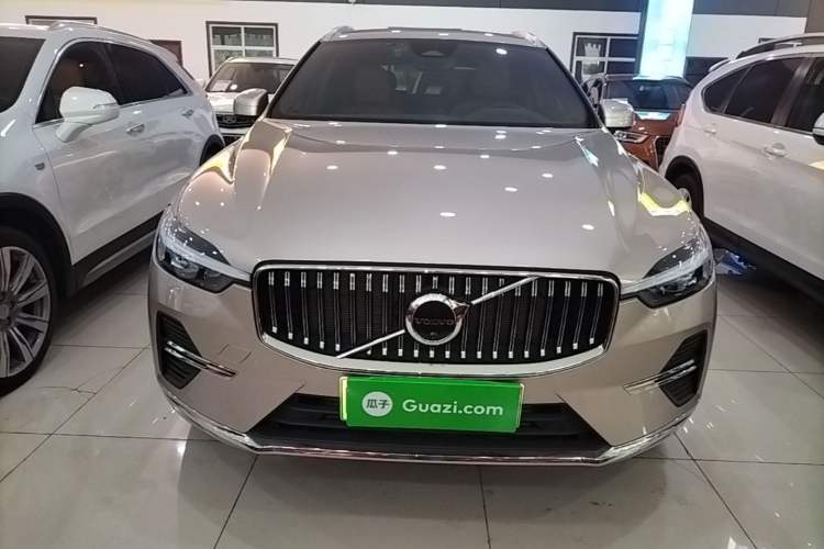 Used Volvo XC60 New Energy 2025 Plug-in Hybrid Long-Range All-Wheel Drive Smart & Luxurious Edition Front