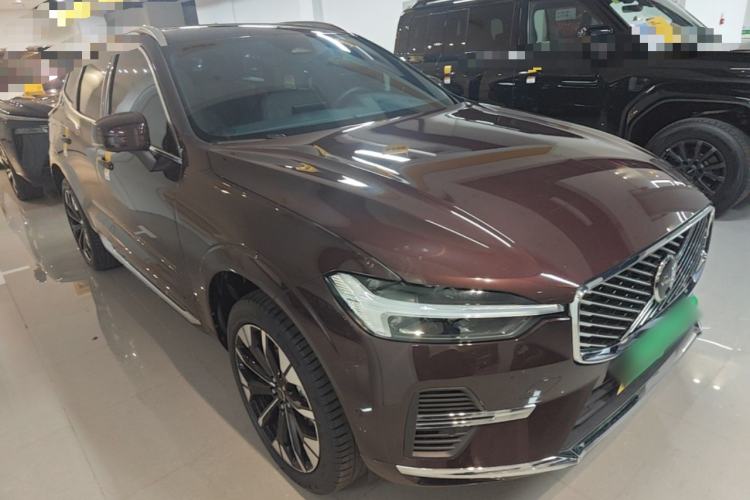Used Volvo XC60 New Energy 2026 Model Plug-in Hybrid Long-Range Four-Wheel Drive Zhiyuan Luxury Edition Front Right 45 Deg