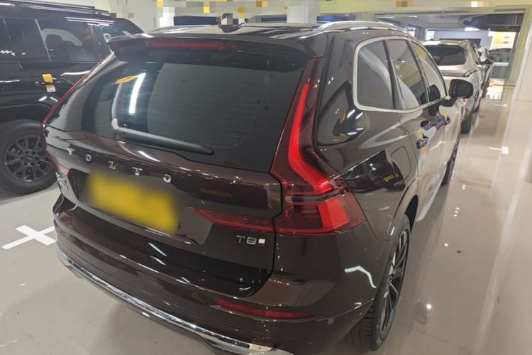 Used Volvo XC60 New Energy 2026 Model Plug-in Hybrid Long-Range Four-Wheel Drive Zhiyuan Luxury Edition Rear Right 45 Deg