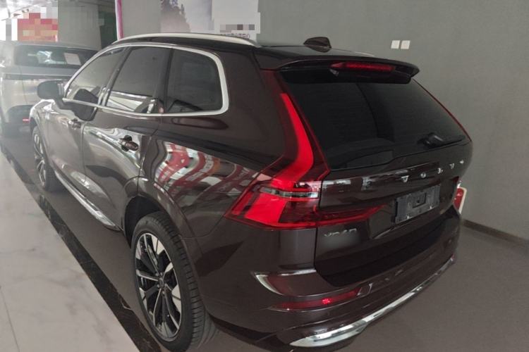 Used Volvo XC60 New Energy 2026 Model Plug-in Hybrid Long-Range Four-Wheel Drive Zhiyuan Luxury Edition Rear Left 45 Deg