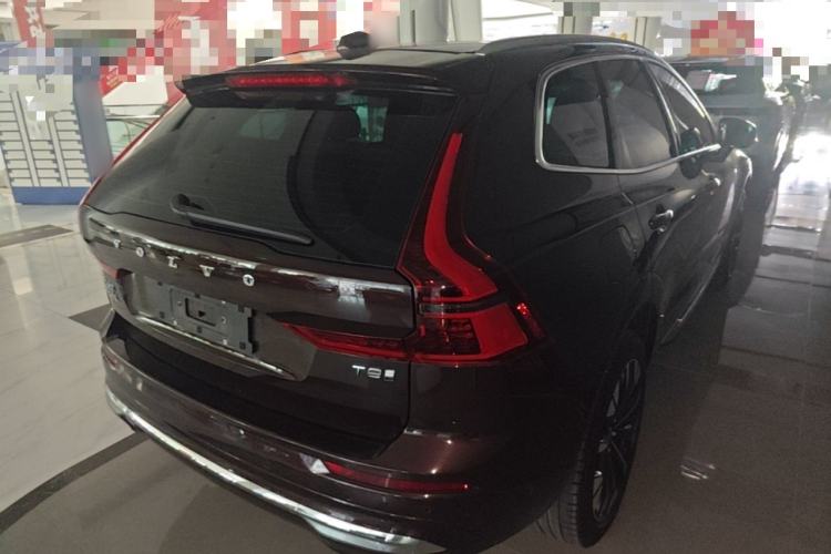 Used Volvo XC60 New Energy 2026 Model Plug-in Hybrid Long-Range Four-Wheel Drive Zhiyuan Luxury Edition Rear Right 45 Deg