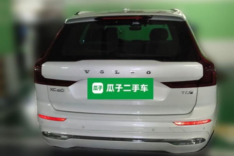 Used Volvo XC60 New Energy 2026 Model Plug-in Hybrid Long-Range Four-Wheel Drive Zhiyuan Luxury Edition Rear