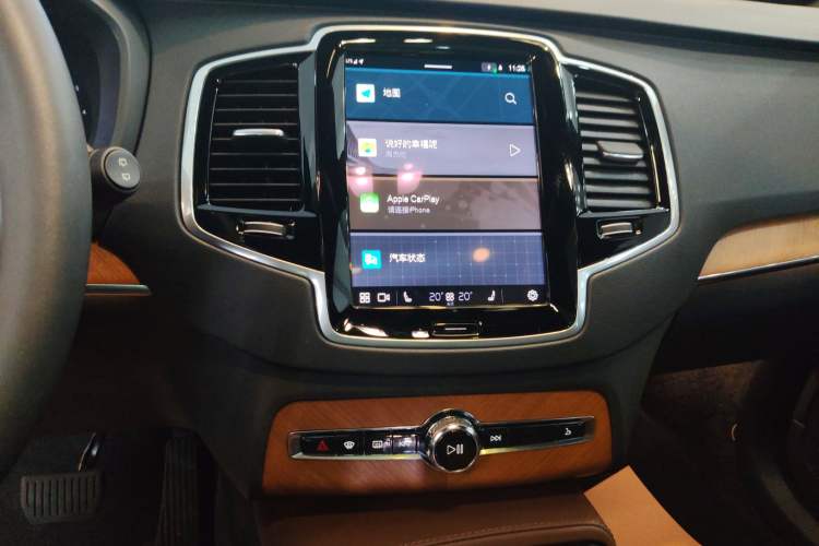 Used Volvo XC90 2023 B6 Zhiyi Luxury Edition 7-Seater Audio And AC Panel