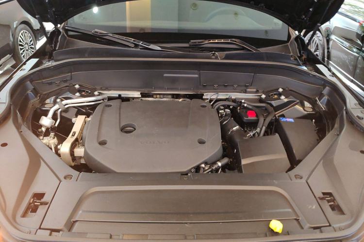 Used Volvo XC90 2023 B6 Zhiyi Luxury Edition 7-Seater Engine Bay