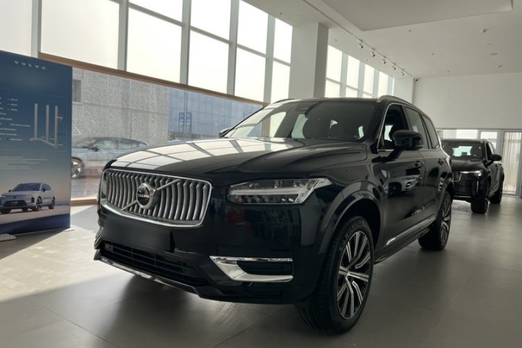 Used Volvo XC90 2025 B6 Zhiyi Luxury 7-Seater Exterior 1