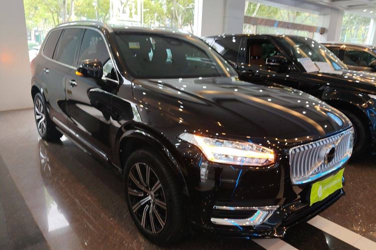 Used Volvo XC90 2023 B6 Zhiyi Luxury Edition 7-Seater Exterior 2