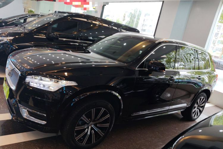 Used Volvo XC90 2023 B6 Zhiyi Luxury Edition 7-Seater Exterior 3