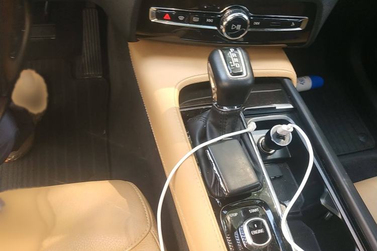 Used Volvo XC90 2017 T6 Zhiyi Edition 7-seater Gear Lever