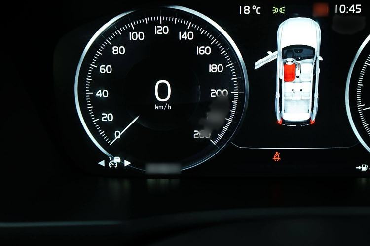 Used Volvo XC90 2017 T6 Zhiya Edition 5-seater Instrument Cluster