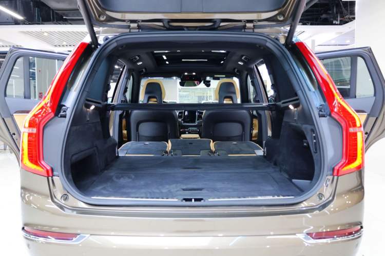 Used Volvo XC90 2017 T6 Zhiya Edition 5-seater Trunk