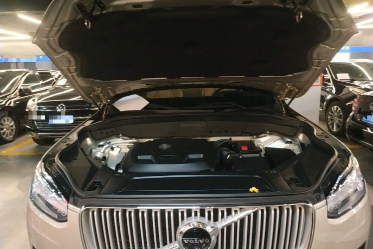 Used Volvo XC90 2018 T6 Zhiya Edition 7-seater Engine Bay