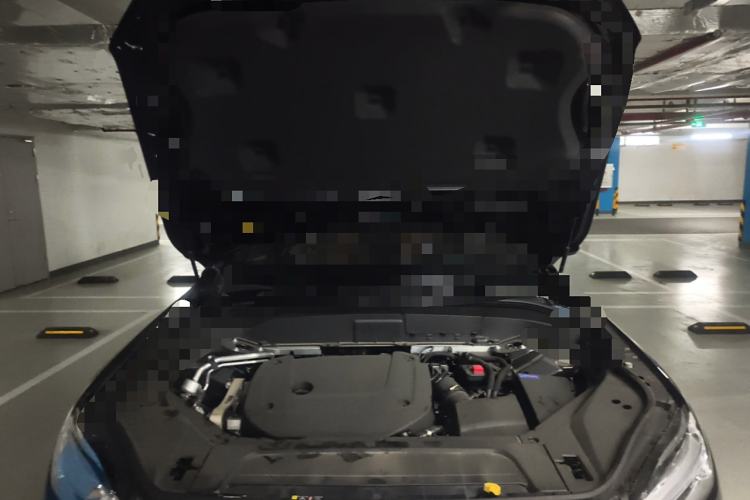 Used Volvo XC90 2023 B6 Zhiyi Luxury Edition 7-Seater Engine Bay