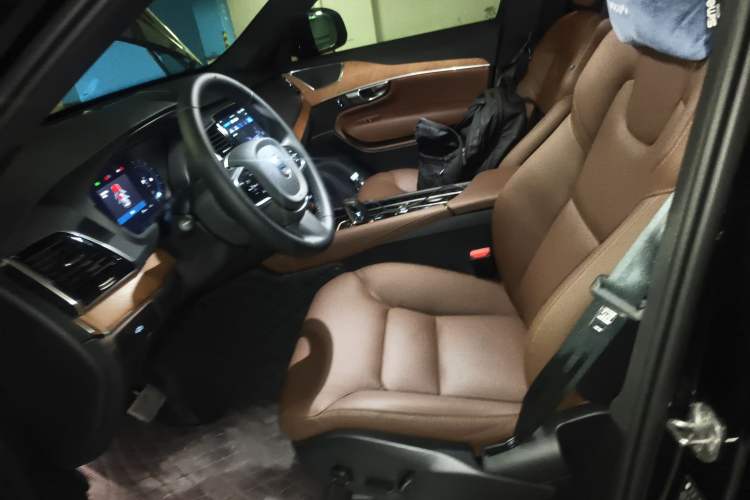 Used Volvo XC90 2023 B6 Zhiyi Luxury Edition 7-Seater Left Front Seat